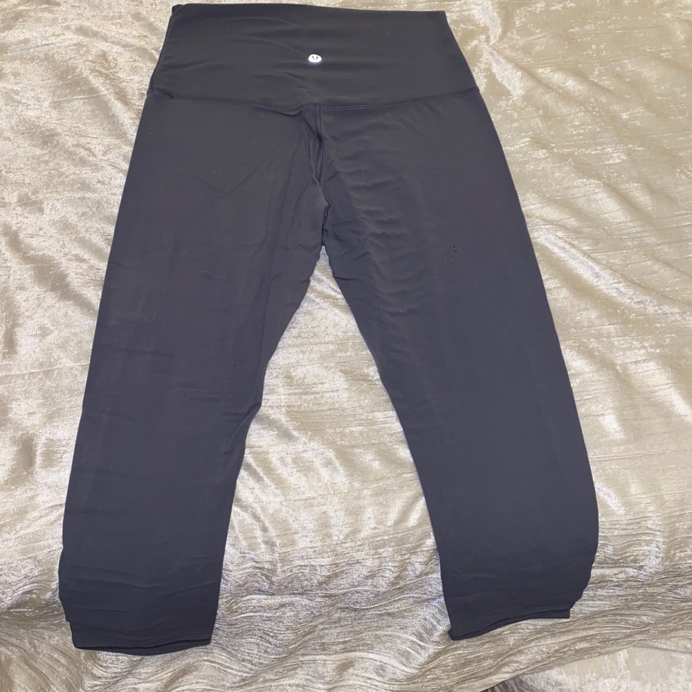 Lululemon gray cropped aline leggings